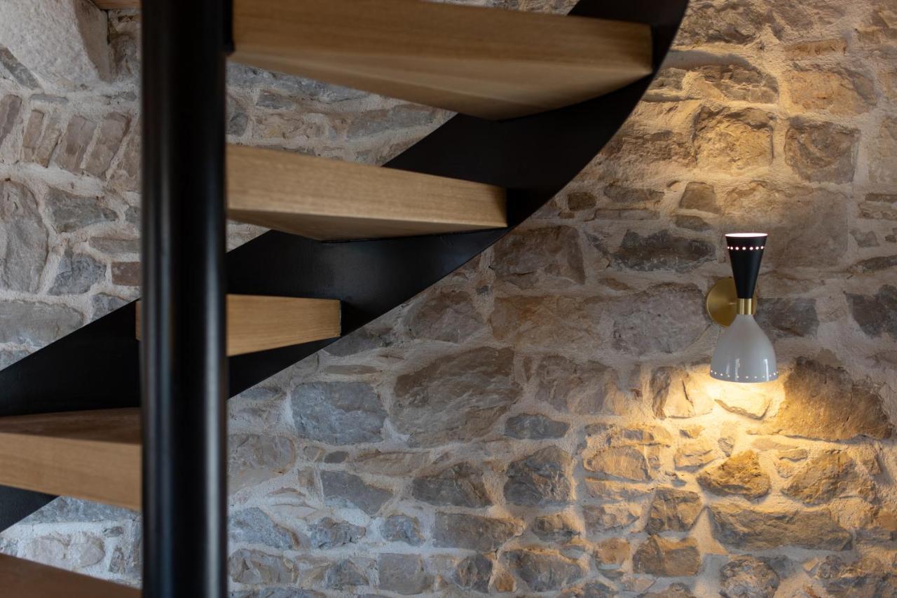 Balturio Boutique 4 Stars Properties In The Center Kastela Exterior photo