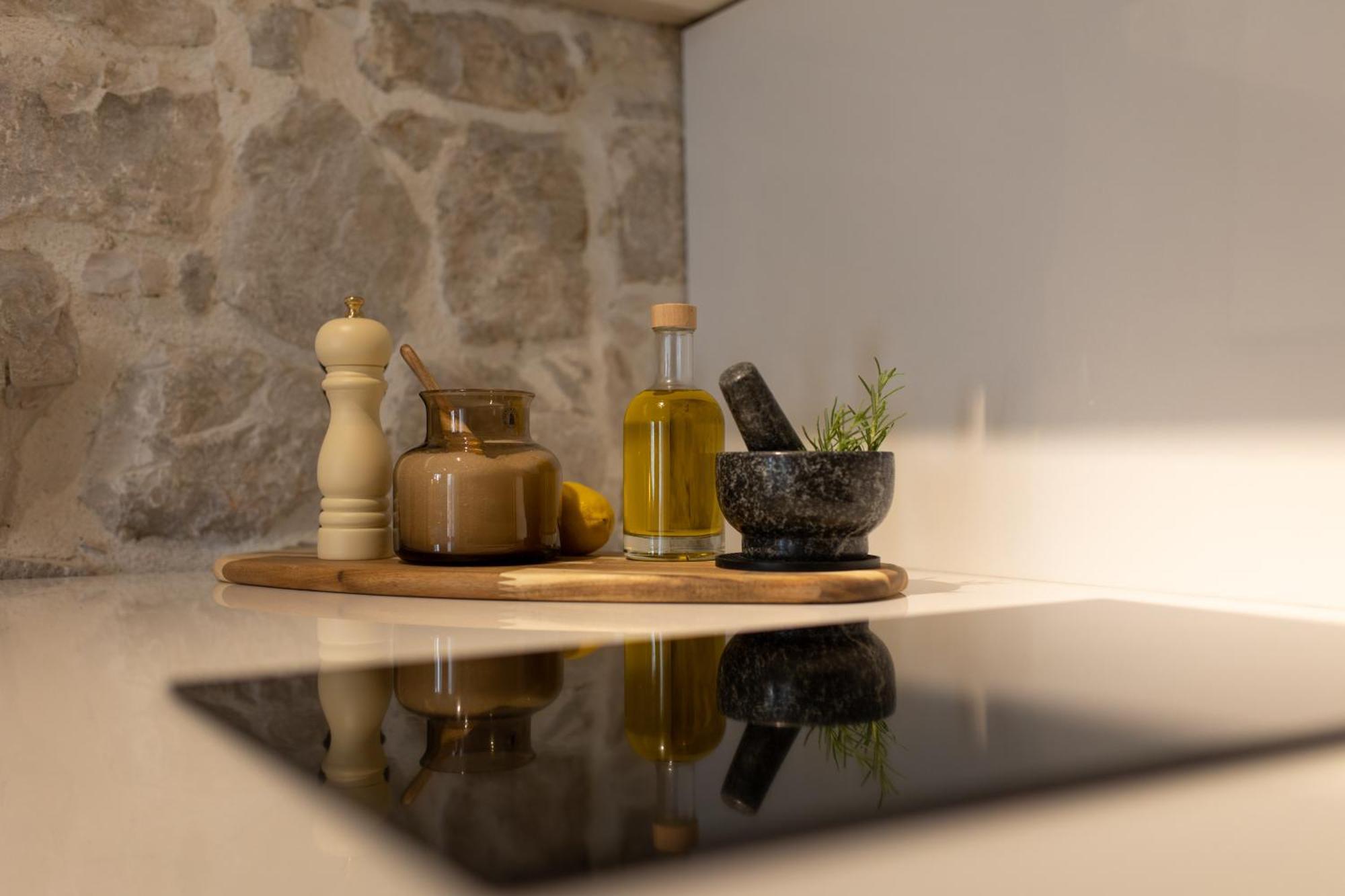 Balturio Boutique 4 Stars Properties In The Center Kastela Room photo