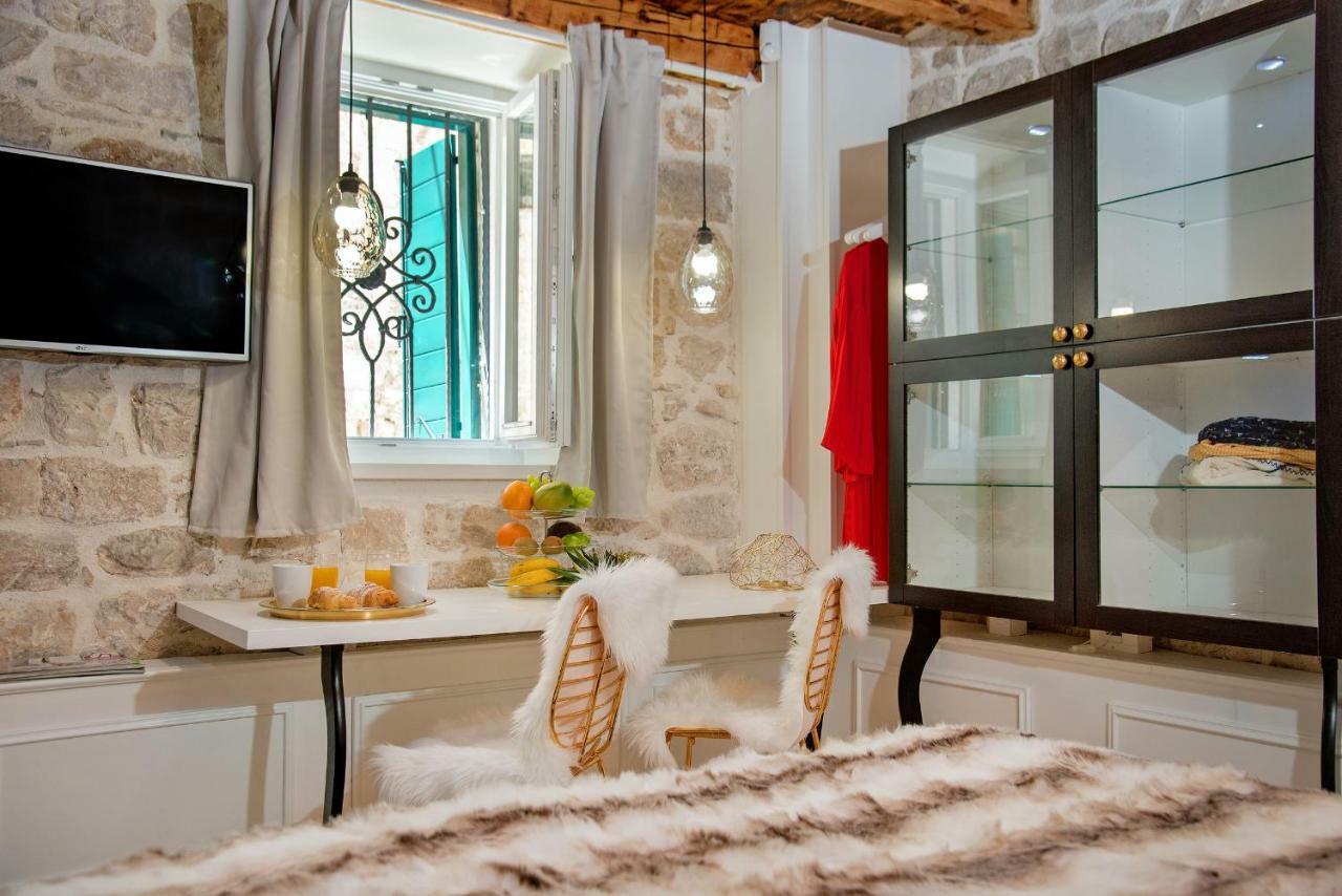 Balturio Boutique 4 Stars Properties In The Center Kastela Exterior photo