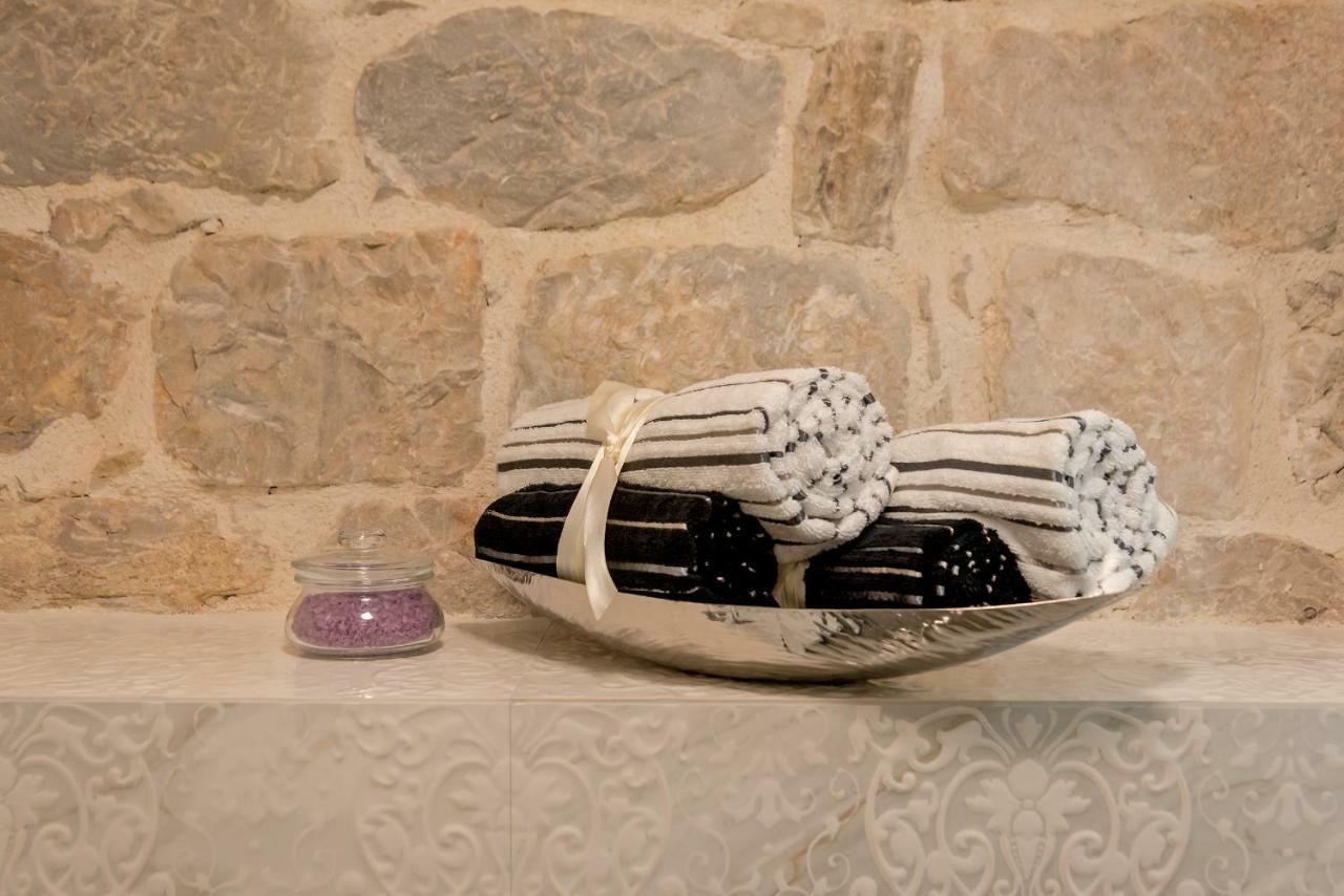 Balturio Boutique 4 Stars Properties In The Center Kastela Exterior photo