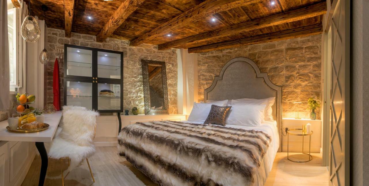 Balturio Boutique 4 Stars Properties In The Center Kastela Exterior photo