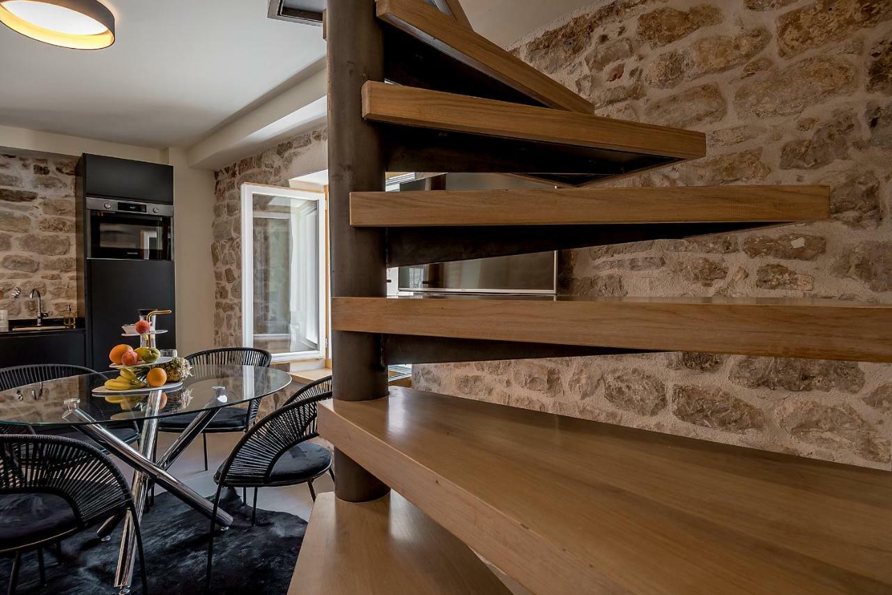 Balturio Boutique 4 Stars Properties In The Center Kastela Exterior photo